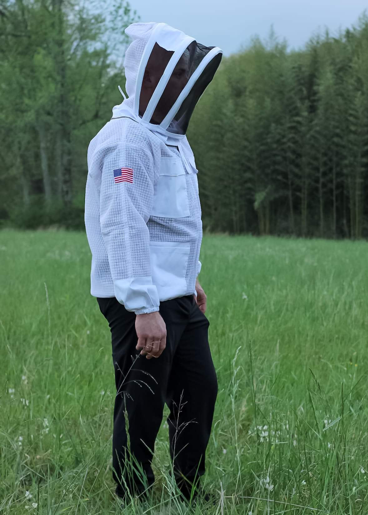 Premium ventilated beekeeping jacket without company logo