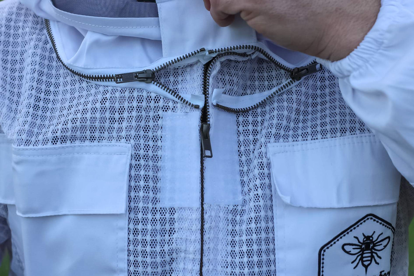 Premium ventilated beekeeping jacket without company logo